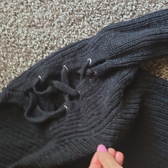 Sweater - Picture 2 of 2